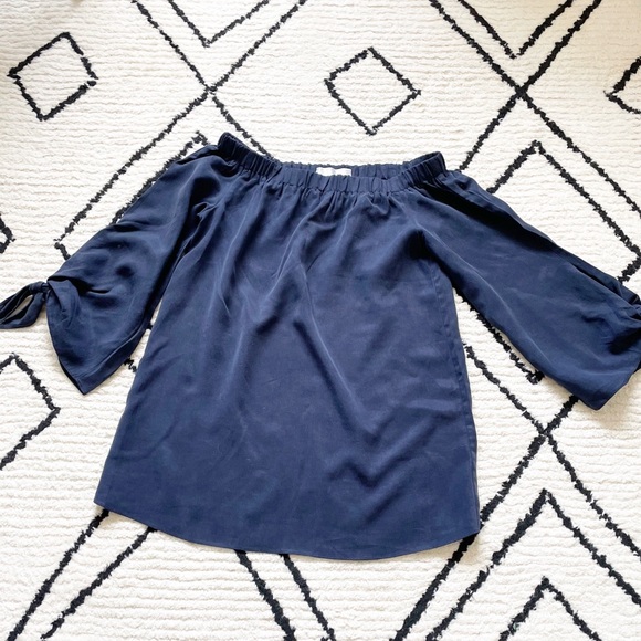 Anthropologie Off shoulder Blouse - Picture 7 of 11